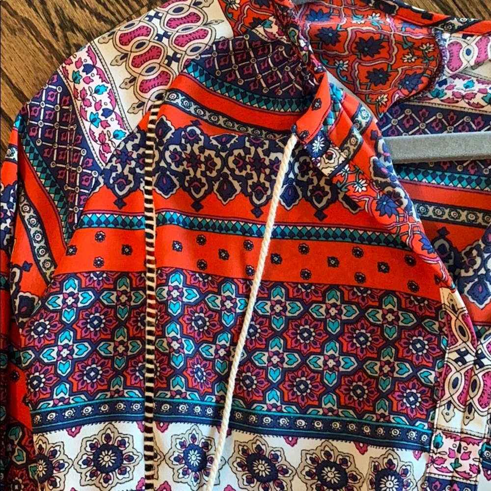Design Lab blouse - Picture 4 of 8